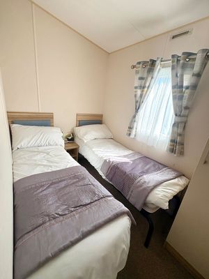 Twin Room- click for photo gallery